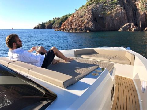 Private cruise on a brand new luxury yacht 2