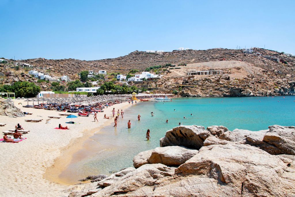 mykonos-super-paradise-beach5548