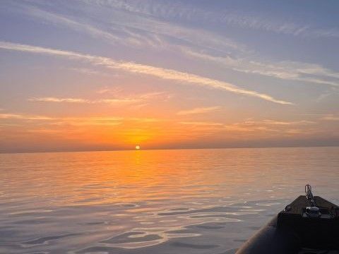 Golden glow private sunset tour around Paros 2